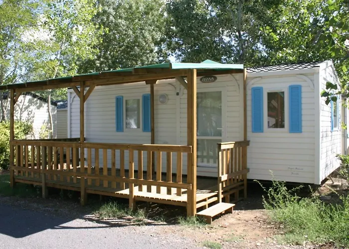 Mobil Spacieux Avec Terrasse, Ideal Pour 8 Personnes - Api-1-52-1568 فيا
